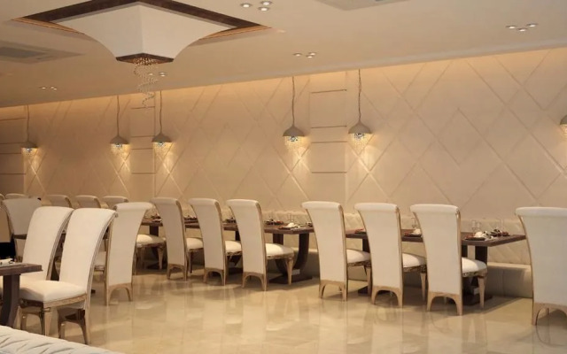 Hotel palm luxury inn