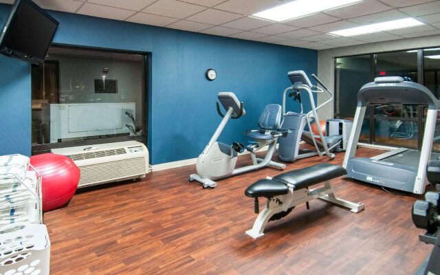 Comfort Inn & Suites Pauls Valley - City Lake