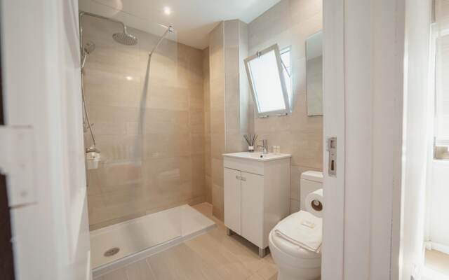 Bright Stylish Apartment Near Parque DA Cidade