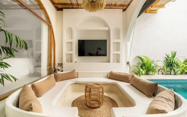La Feliz Villa Balinesia - 2 Bedrooms