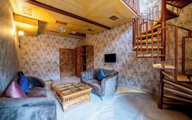 Mudras Grove Resort