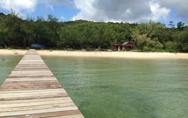 Sandy Beach Bungalows