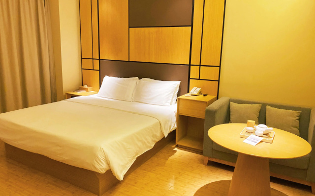 Ji Hotel Shanghai Fengxian Nanqiao Bus Station