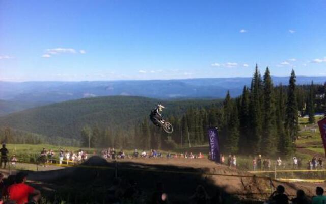 Kirton Suite - 1 Bed / 1 Bath Condo