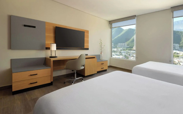 Hyatt Place Monterrey Valle