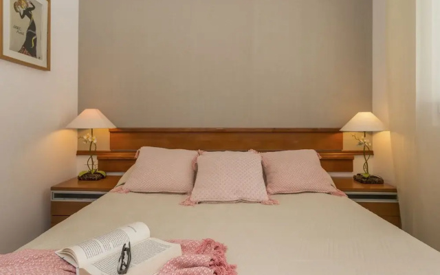 Villa Lola