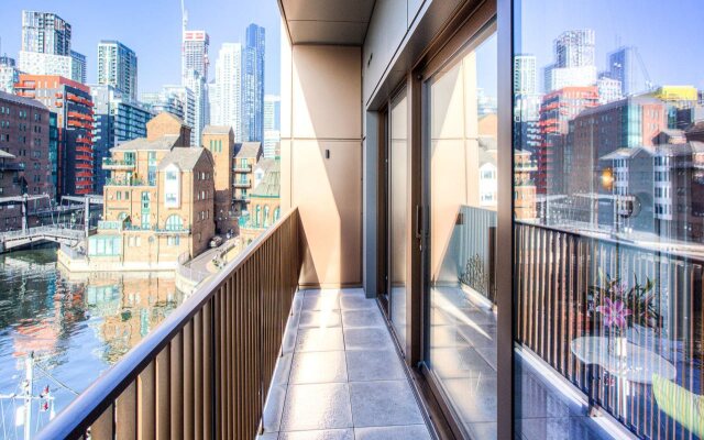 Hybrid Resi Canary Wharf
