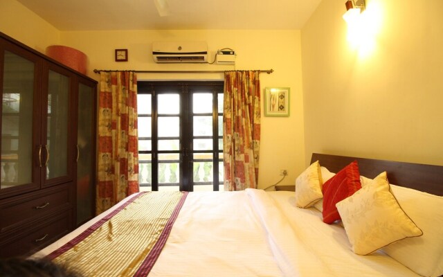 OYO 9868 Home Poolside 1 BHK Candolim