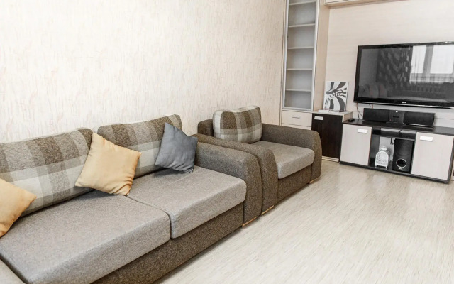 Expert City Apartments on Stroiteley Boulevard, 32A