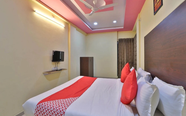 OYO 37477 D K Guest House