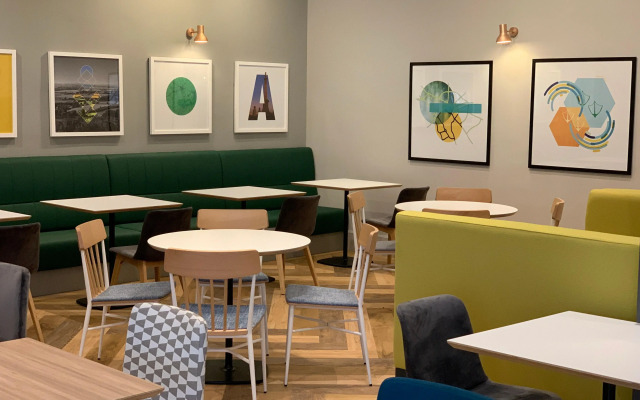 Holiday Inn Aylesbury by IHG