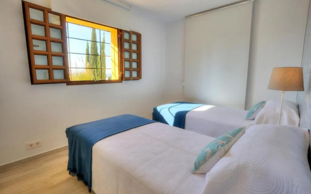 Desert Springs Apartment 145