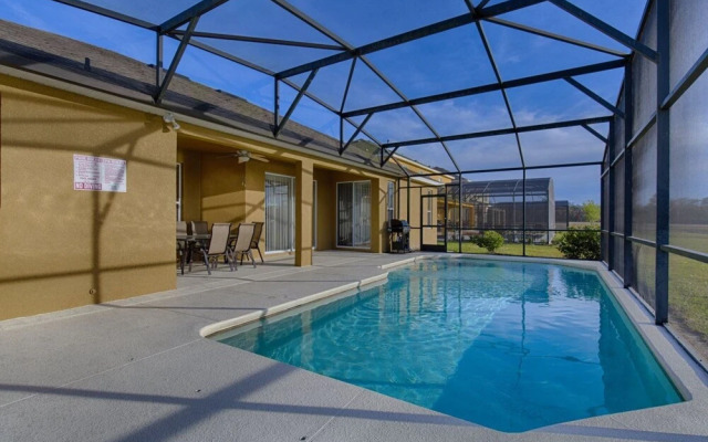 Beautifully Positioned Lake View Home