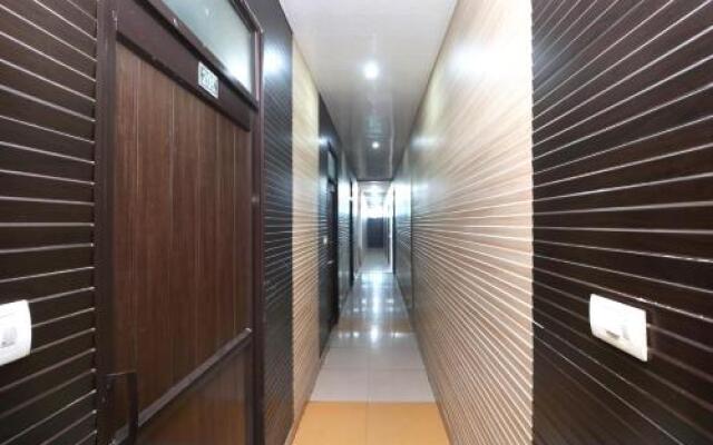 OYO 28162 Hotel Prince