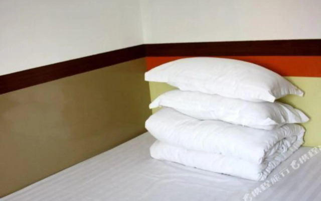 Xiamen Luxun Express Hotel Railway Station