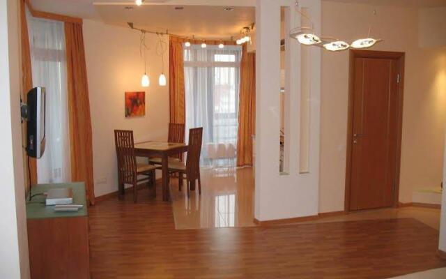 Business Home Apartments