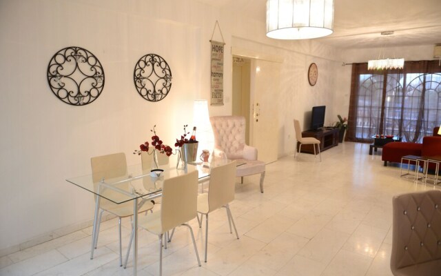 Angela's Luxury Apartments