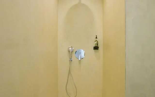 White Corner