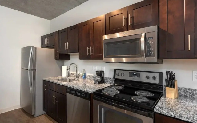 Apartments at 6105 Delmar Blvd