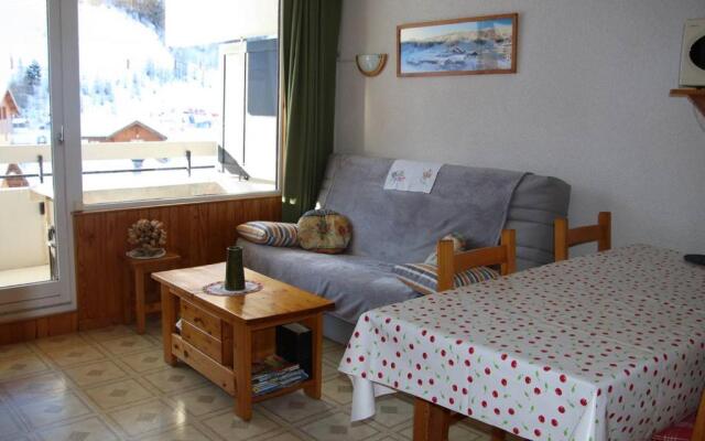 Appartement Puy-Saint-Vincent, 2 pièces, 6 personnes - FR-1-330G-53