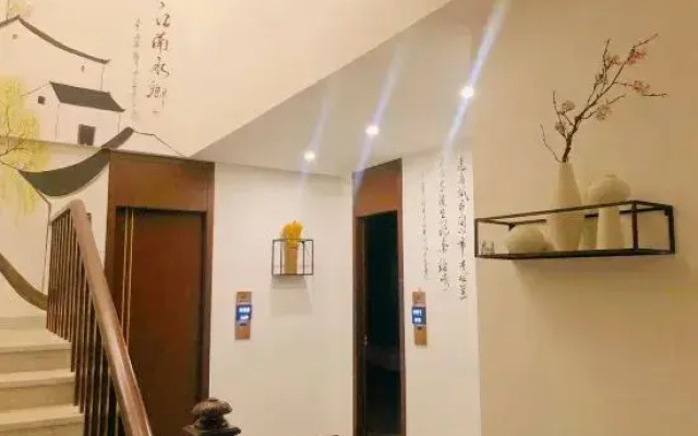 Fuyang Huaiwang Bieyuan Homestay (Raozhou Ancient Town Branch)