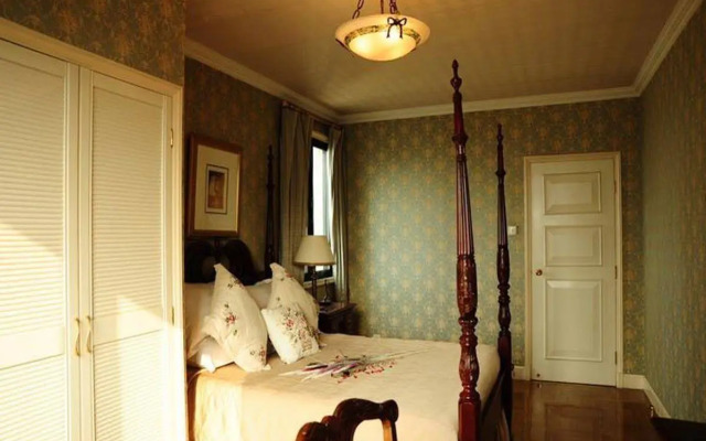 Patina Court All Suite