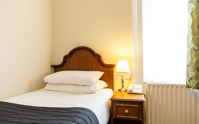 Kensington Gardens Hotel