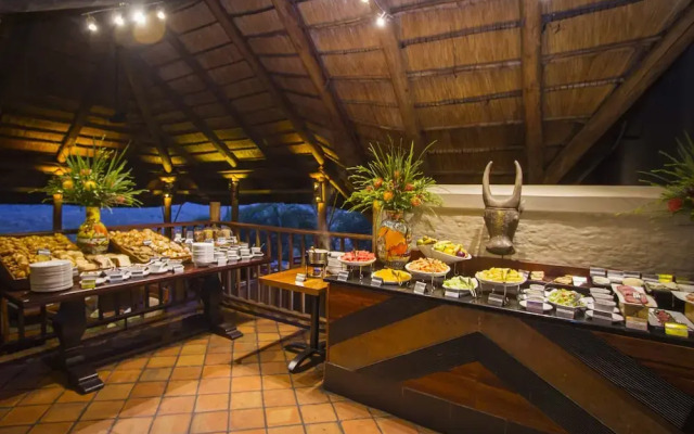 Victoria Falls Safari Suites