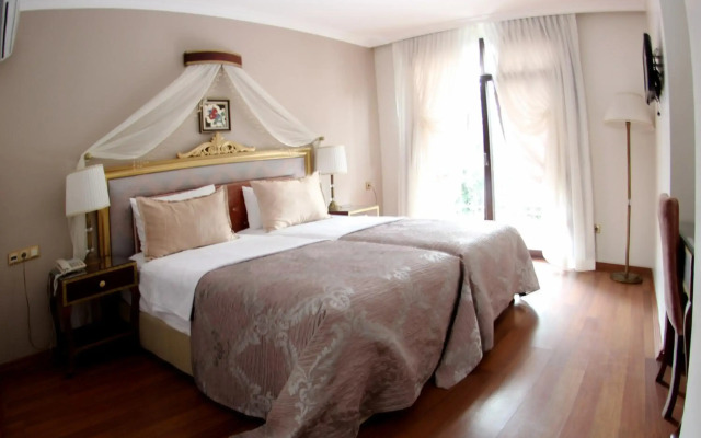 Saint John Hotel - Boutique Class