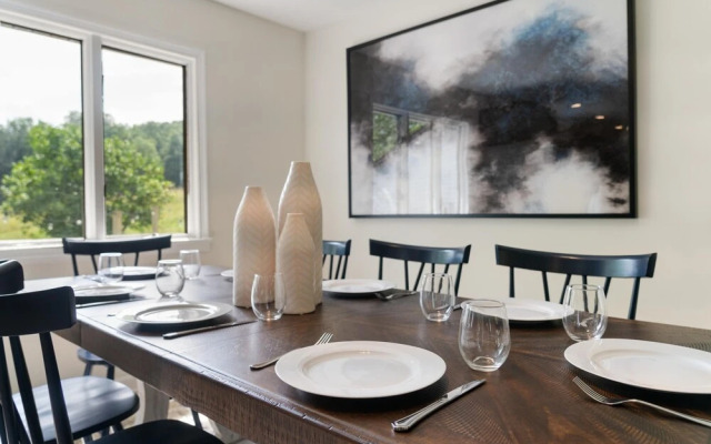 Pocono Pines by Boutiq