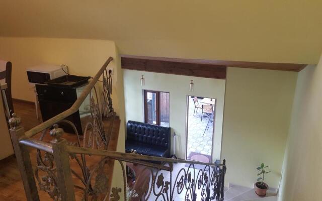 Guest House S O F I A