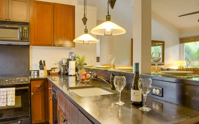 Aina Nalu Condo H208 - 2 Br Condo