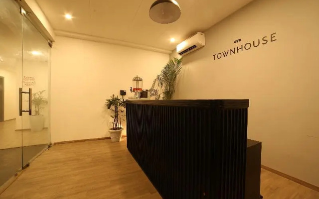 OYO Townhouse 057 Gujranwala Town