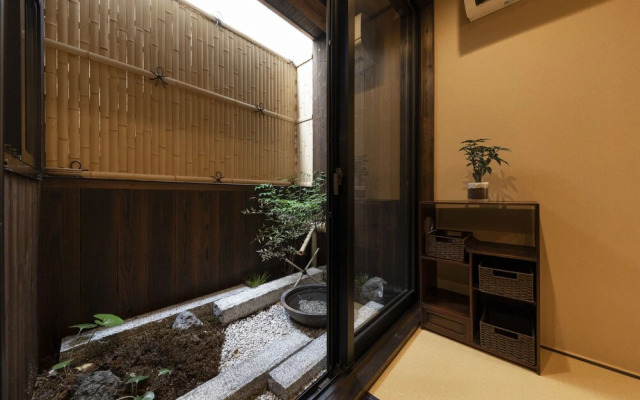 Shirakabanoyado-Uchikyuhoji