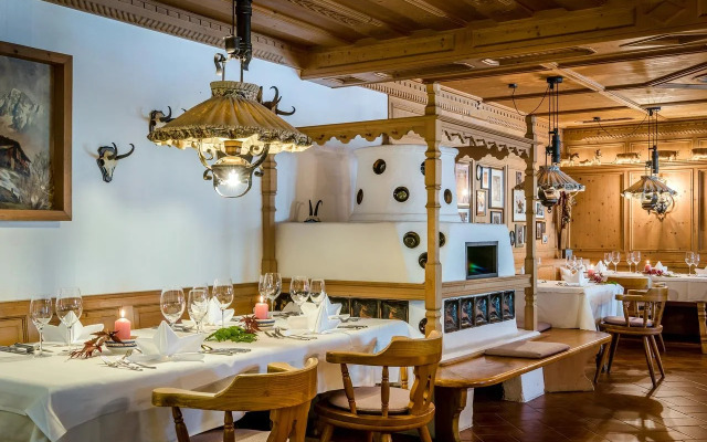 Gardenhotel Crystal