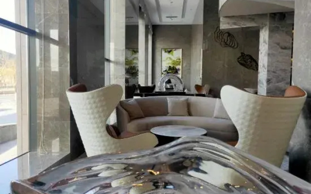 Venus Royal Hotel