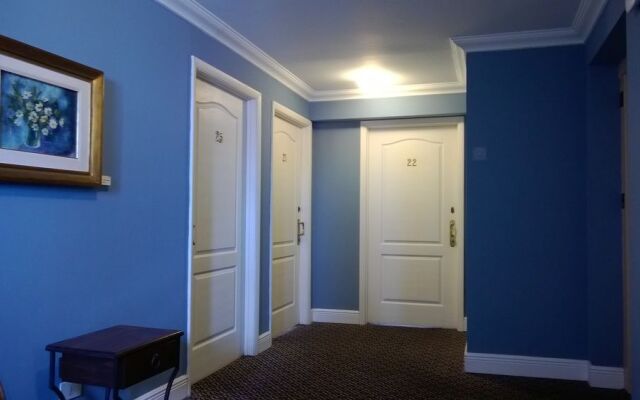Regency Suites Boutique Hotel
