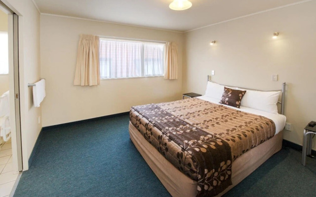 Geneva Motor Lodge