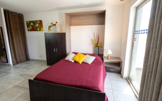 St. Estève Appart Hotel