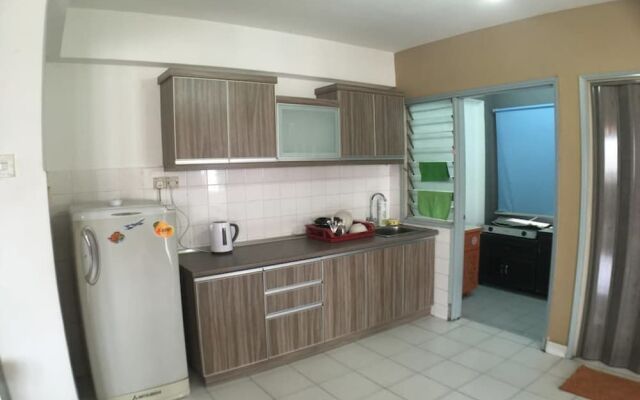 Aman Dua Apartment by SYNC