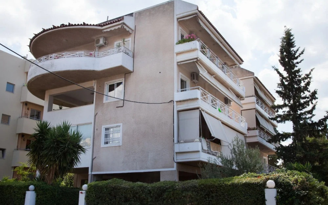 Modern apt.with sea view in Glyfada