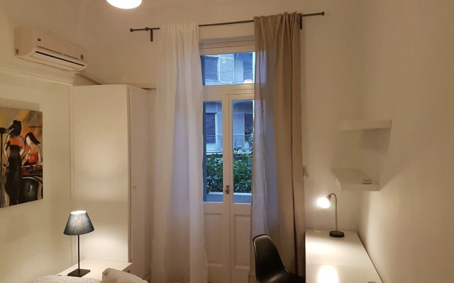 Erra - Aegean - Neoclassical - Athens Center,200m²,5 BD,2.5 BATH