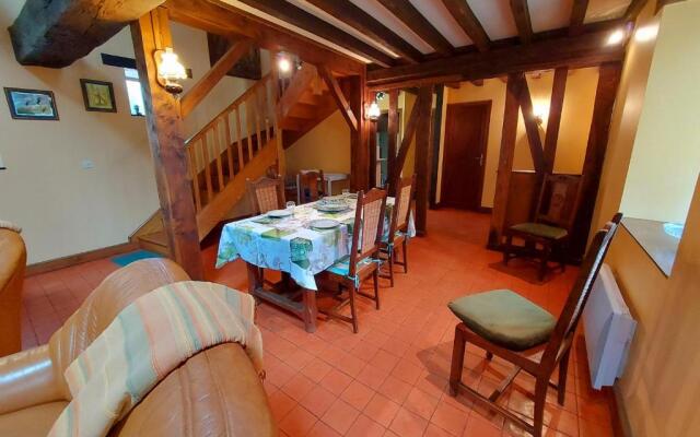 Gîte Saint-Mars-sur-la-Futaie, 4 pièces, 5 personnes - FR-1-600-181