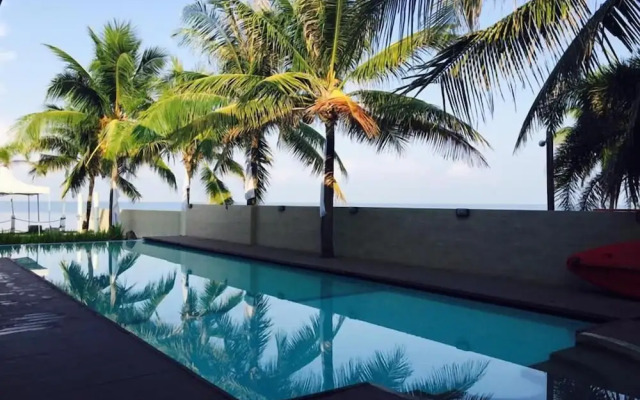 Brizo Hotel and Beach Resort