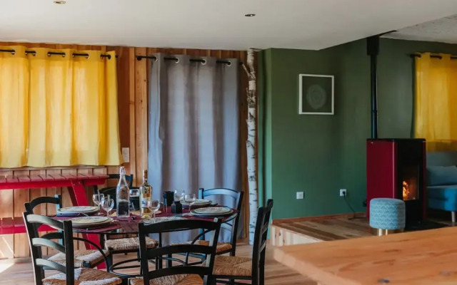 La Petite Maison Basse Corréo