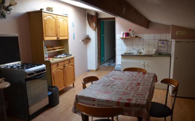 Studio et colocation - Gîte Les 7 fontaines