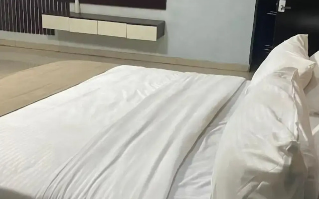 Zubee Villa Hotel