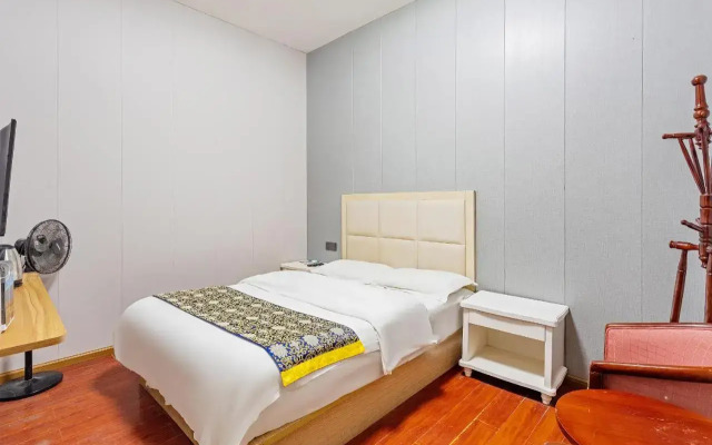 Kunming Huangting Hotel Changshui Airport