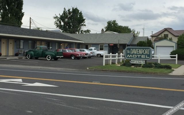 The Davenport Motel