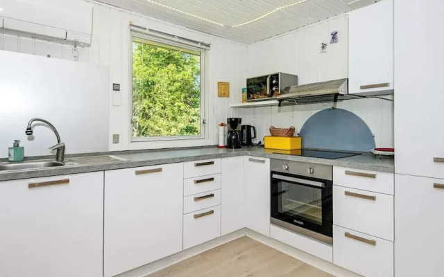 Simplistic Holiday Home in Ringkøbing near Sea